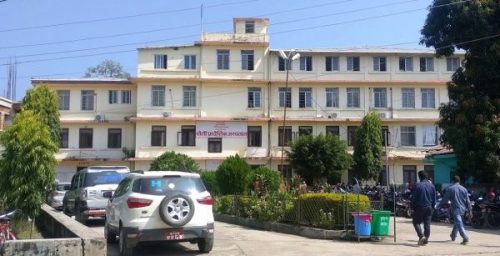 सेती प्रादेशिक अस्पतालमा दैनिक सेवा लिने बिरामीको सङ्ख्या बढ्दै