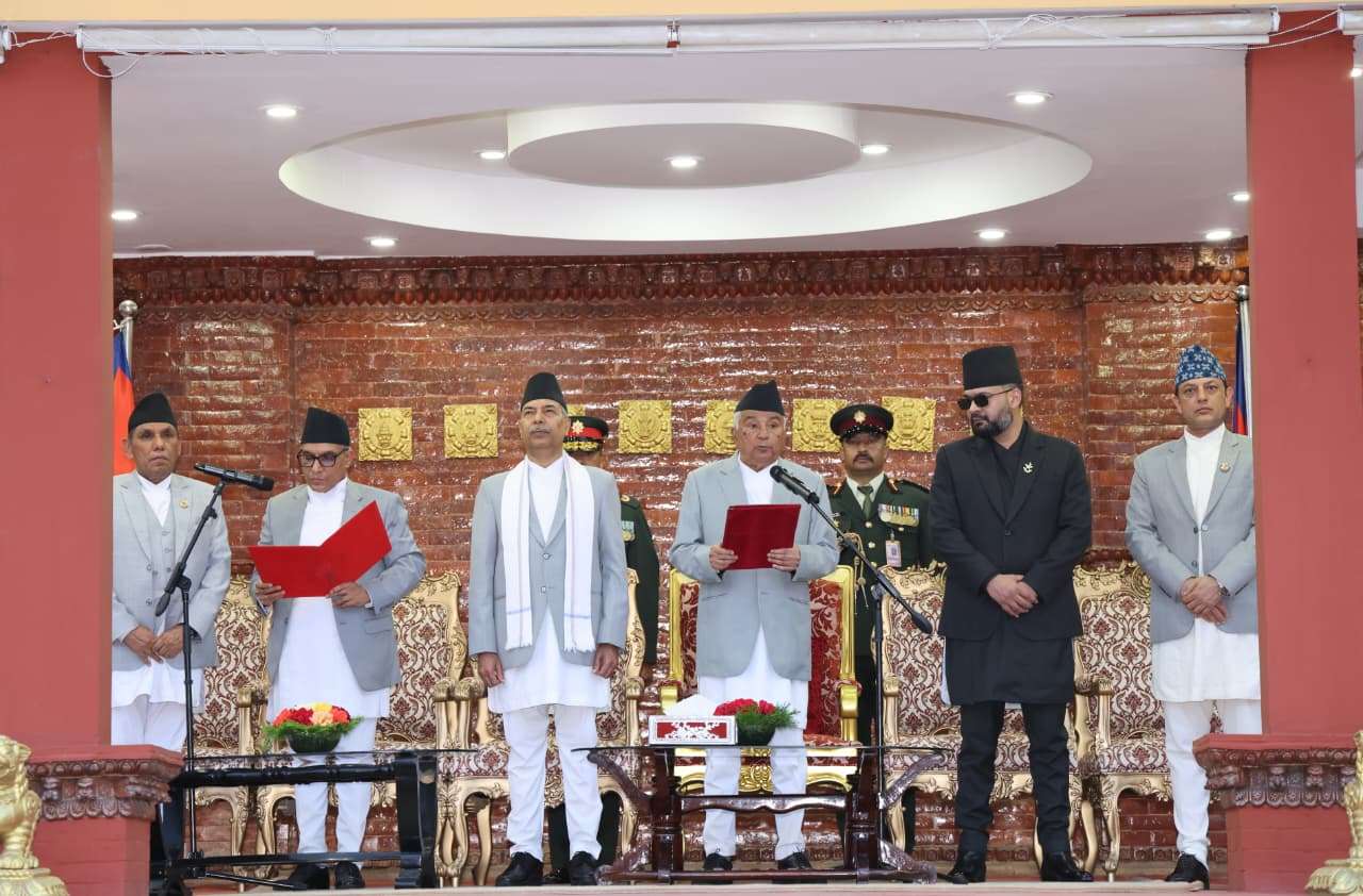 राष्ट्रपतिसमक्ष प्रधानन्यायाधीश शर्माले लिए शपथ