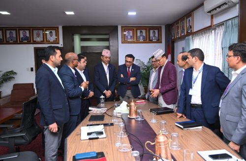 स्थलमार्गबाट नेपाल आउने पर्यटक सवारी अब अनलाइनबाटै दर्ता