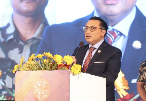 अर्थतन्त्रलाई चलायमान बनाउने क्षेत्रका रूपमा ऊर्जालाई विकास गर्दैछौँः अर्थमन्त्री वाग्ले