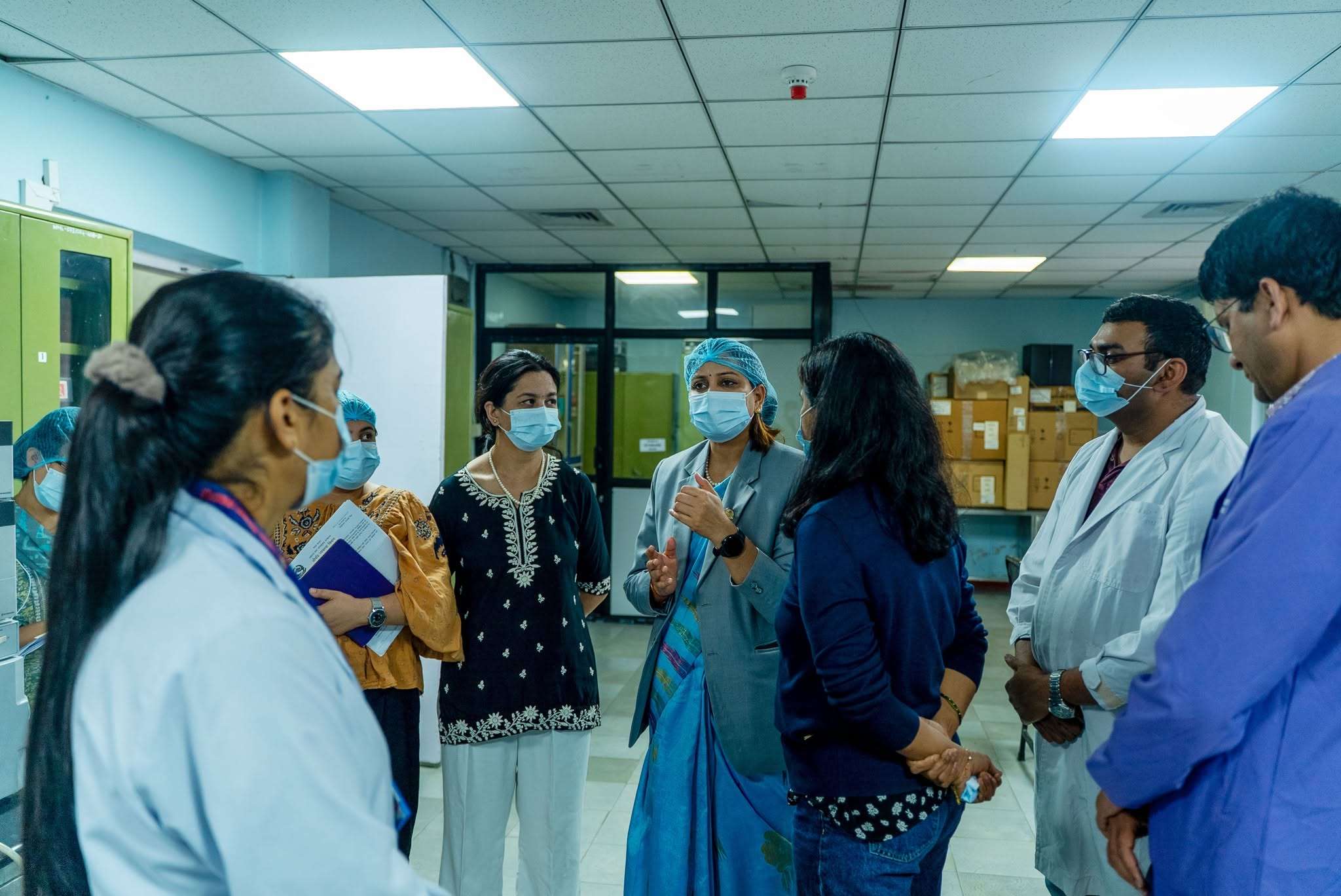 क्यान्सरलगायत औषधिको आपूर्ति सहज बनाउन स्वास्थ्यमन्त्रीको निर्देशन