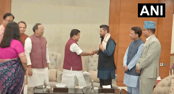 भारत भ्रमणमा रहेका रास्वपा सभापति लामिछाने राजनीतिक भेटवार्तामा, भाजपा पार्टी कार्यालयमा भव्य स्वागत