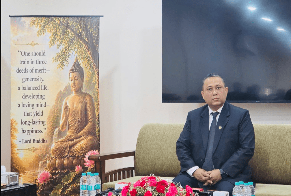 सीमा विवादमा बेलायतको मध्यस्थता खोजेको होइनः परराष्ट्रमन्त्री खनाल