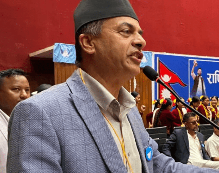 अन्य पार्टीबाट रास्वपामा आएकाले विगतको स्कुलिङ त्याग्नुपर्छः सांसद न्यौपाने