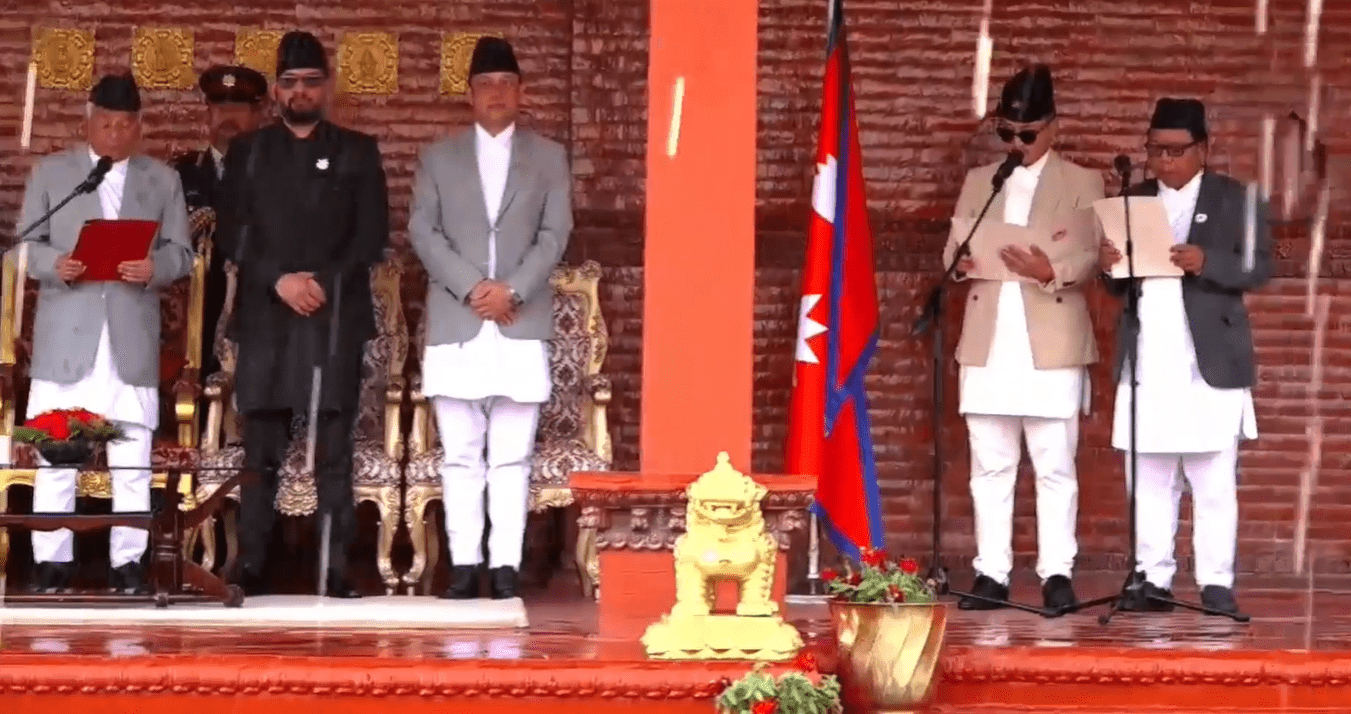 नवनियुक्त गृहमन्त्री गुरुङ र नवप्रवर्तन मन्त्री पुनले लिए शपथ