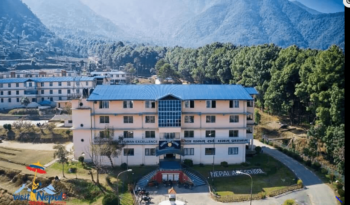सशस्त्र प्रहरीको विद्यालयमा करोडौँ हिनामिनाः  प्रहरी निरीक्षकसहित दुईजना पक्राउ