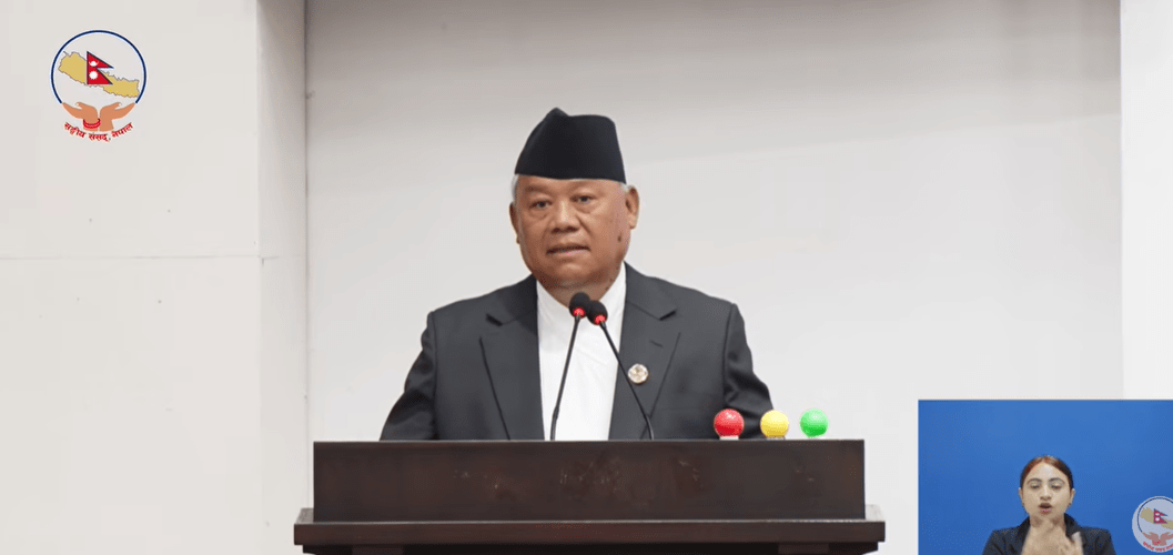 प्रधानमन्त्रीलाई भीष्मराज आङदेम्बेको प्रश्नः तपाईं सत्ताको धुरी चढ्ने अनि तपाईंलाई धुरीमा पुर्‍याउने संसद बिर्सिने ?