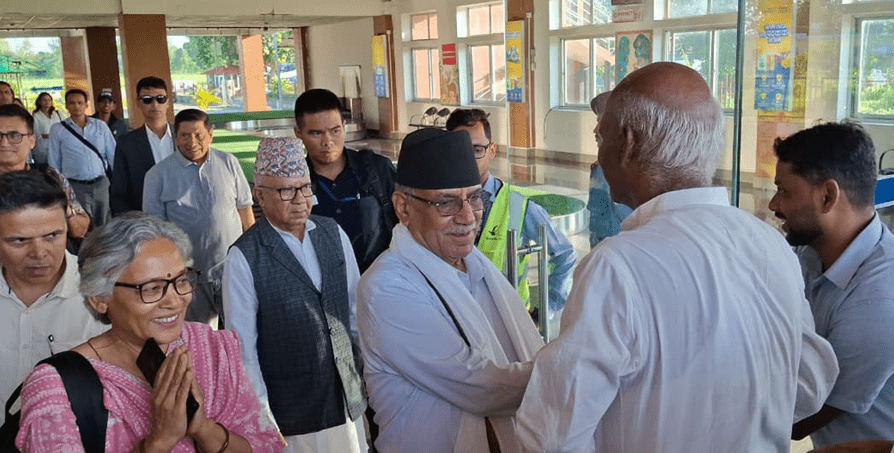 एमालेसँग सहकार्यको प्रक्रिया औपचारिक रूपमा अघि बढेको  प्रचण्डको दाबी