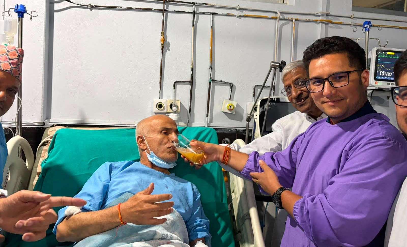 सरकार र डा. केसीबीच सहमति, अनसन तोडियो