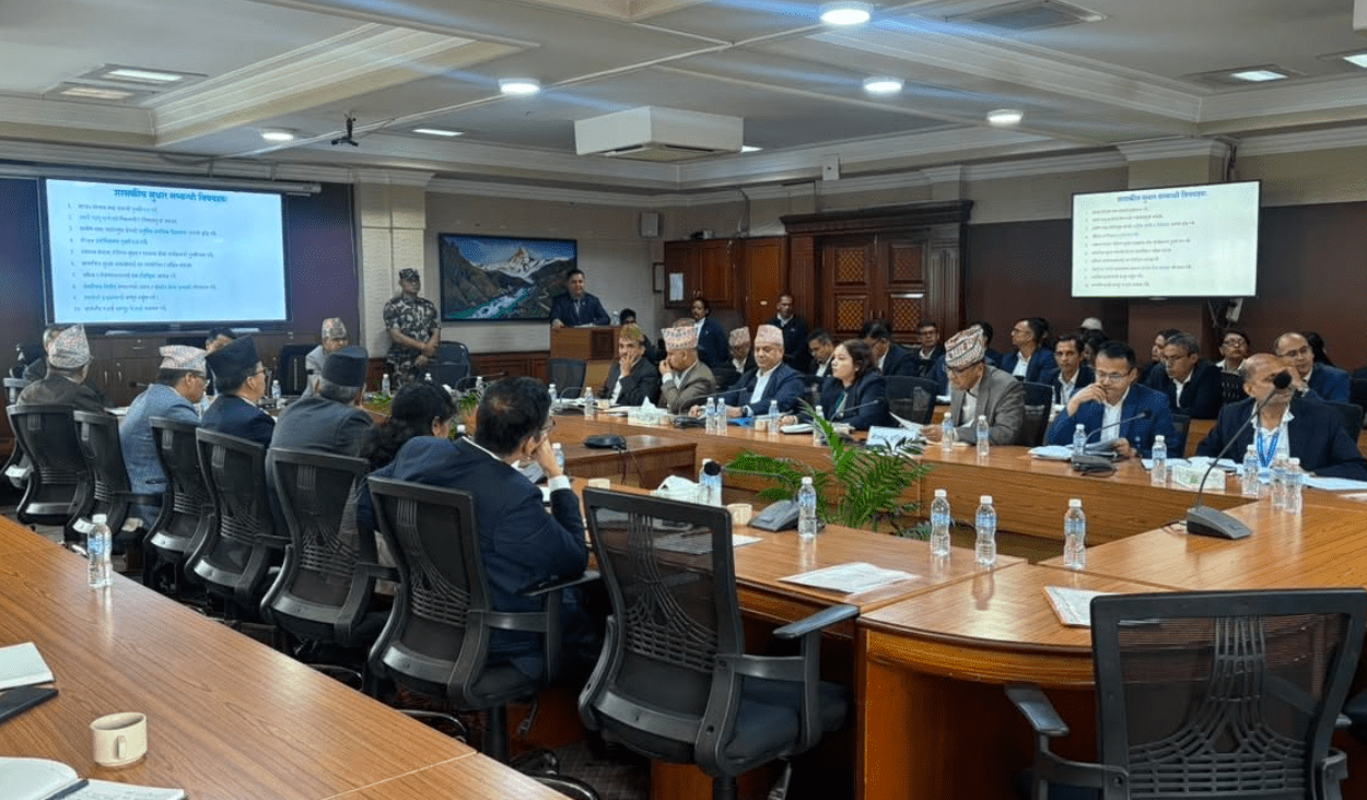 पूँजीगत खर्च प्राप्तिको योजनासहित बजेट कार्यान्वयन गर्न सचिवहरुलाई अर्थमन्त्रीको निर्देशन