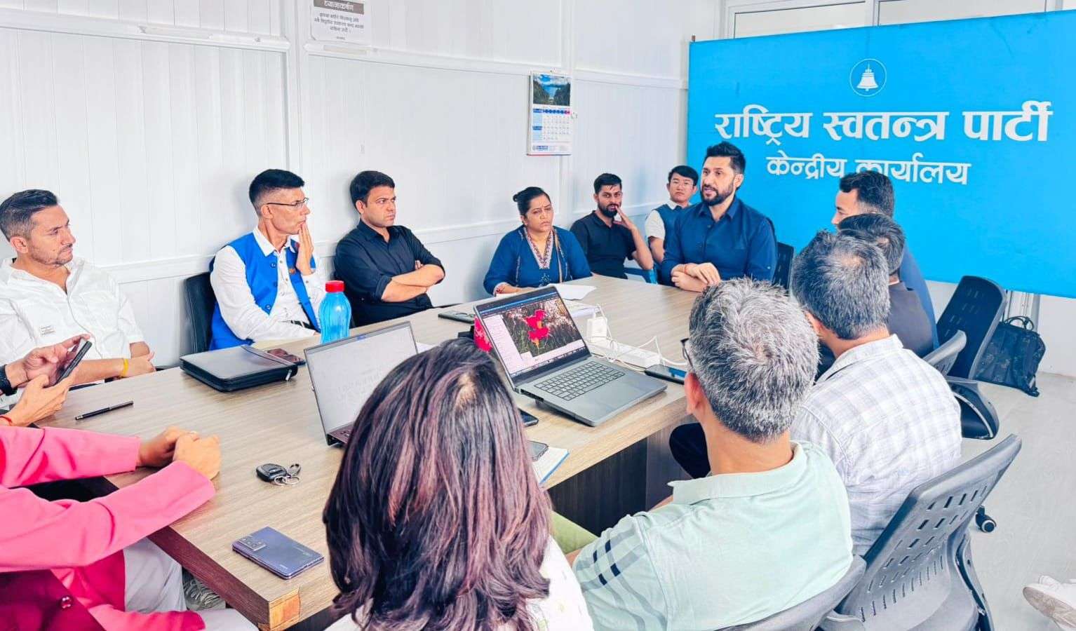 बाढी प्रभावित नागरिकको उद्धार र राहतमा सक्रिय हुन पार्टी पंक्तिलाई रवि लामिछानेको निर्देशन