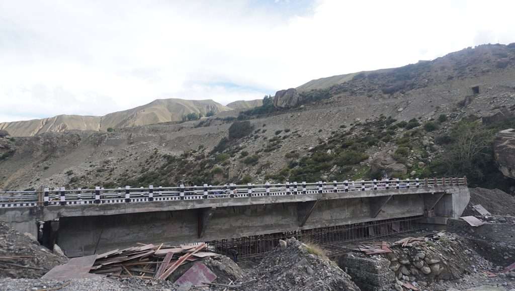 कोरोला नाका जोड्ने घमी खोला पुल निर्माण सम्पन्न