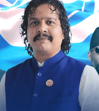‘न हामीसँग सिंह छ, किन त्यसको नाम सिंहदरबार राख्ने ?’