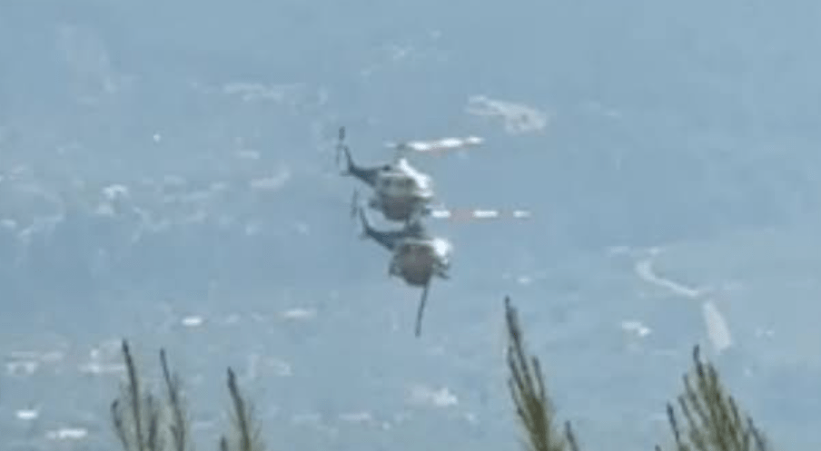 आकाशमै ठोक्किए डढेलो निभाउने हेलिकोप्टर, दुईको मृत्यु र दुई घाइते
