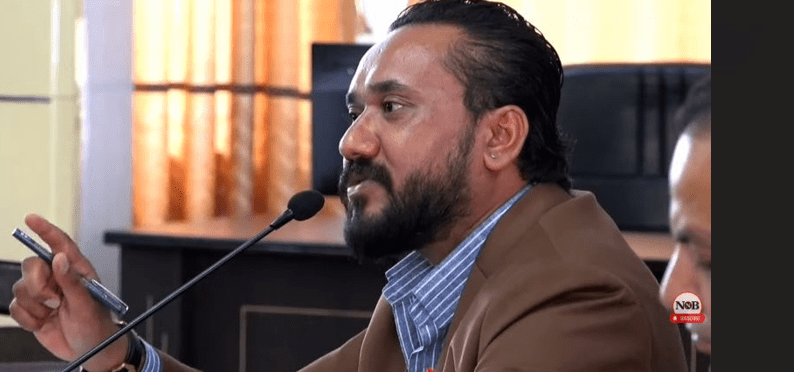 सार्वभौम समितिमा आएर टोपी भुईँमा राखेर जुहारी नखेल्न आईजीपीलाई खगेन्द्र सुनारको चेतावनी