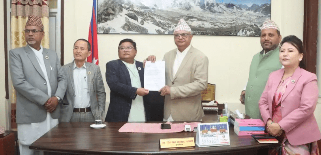 कोशी प्रदेश सरकारबाट बाहिरियो कांग्रेस