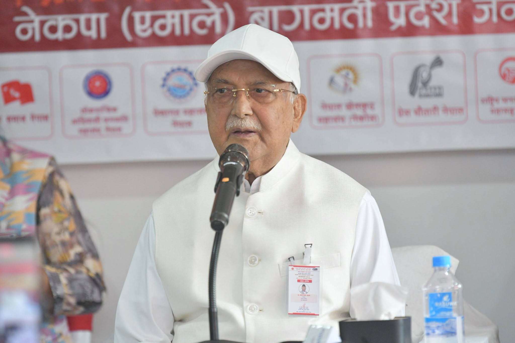 वर्तमान सरकारबाट लोकतन्त्र अपहरित भएको ओलीको दाबी