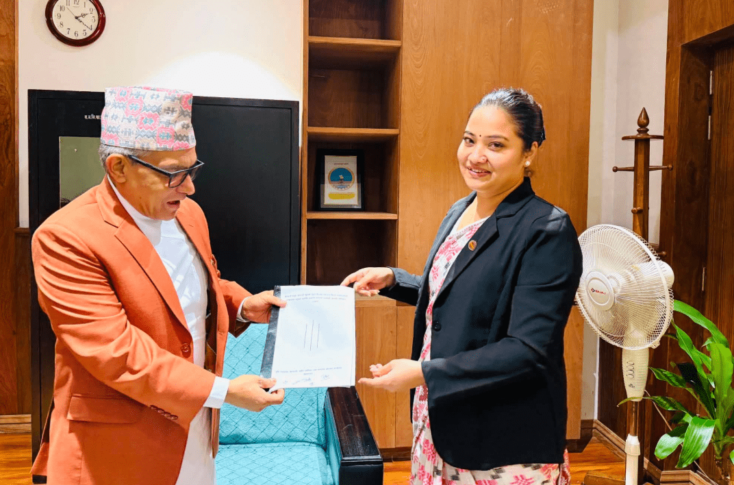 सहकारी कसुर हेर्ने समर्पित इजलास गठनको माग गर्दै मन्त्रालयले बुझायो प्रधानन्यायाधीशलाई प्रतिवेदन