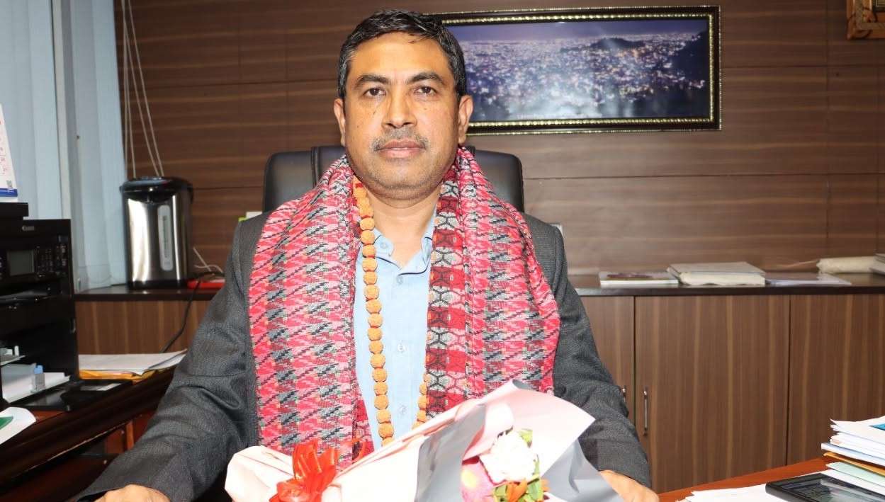विद्युत प्राधिकरणको कार्यकारी निर्देशकमा दीर्घायू श्रेष्ठ नियुक्त