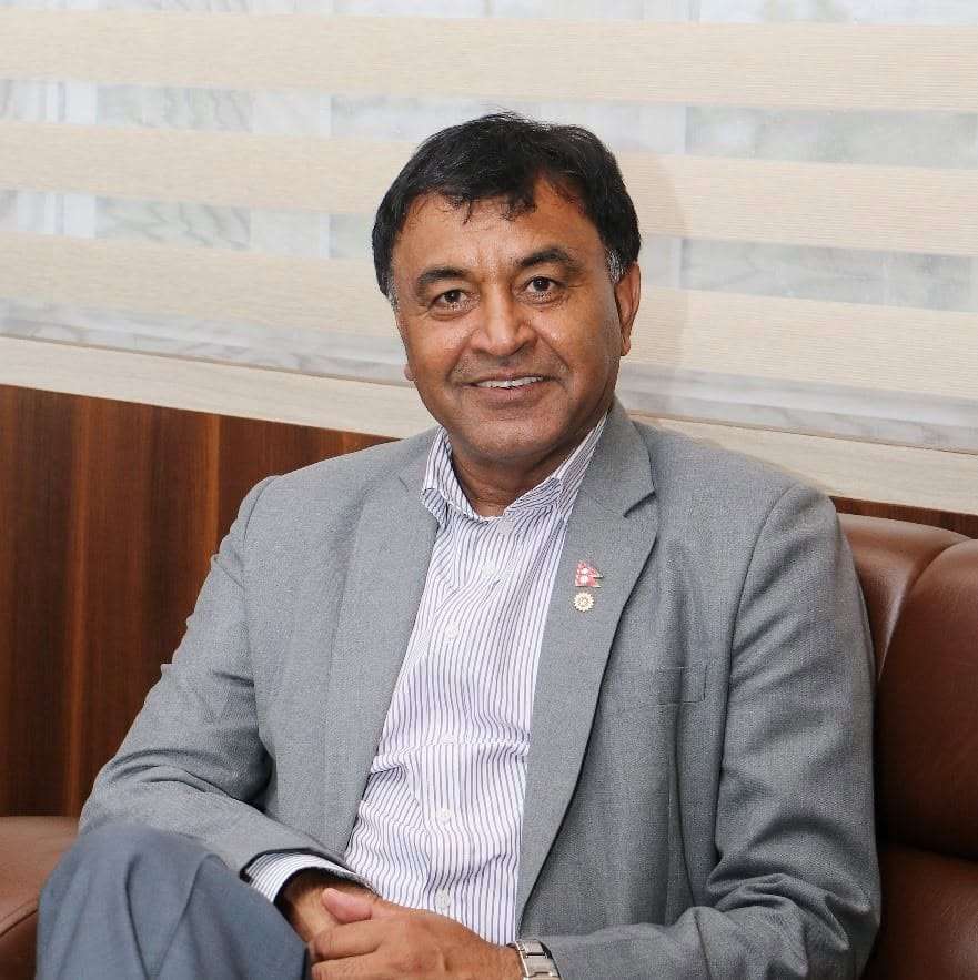 ‘मुर्छित एमालेलाई ब्युँझाउन अरूले पानी छम्किनेवाला छैनन्’