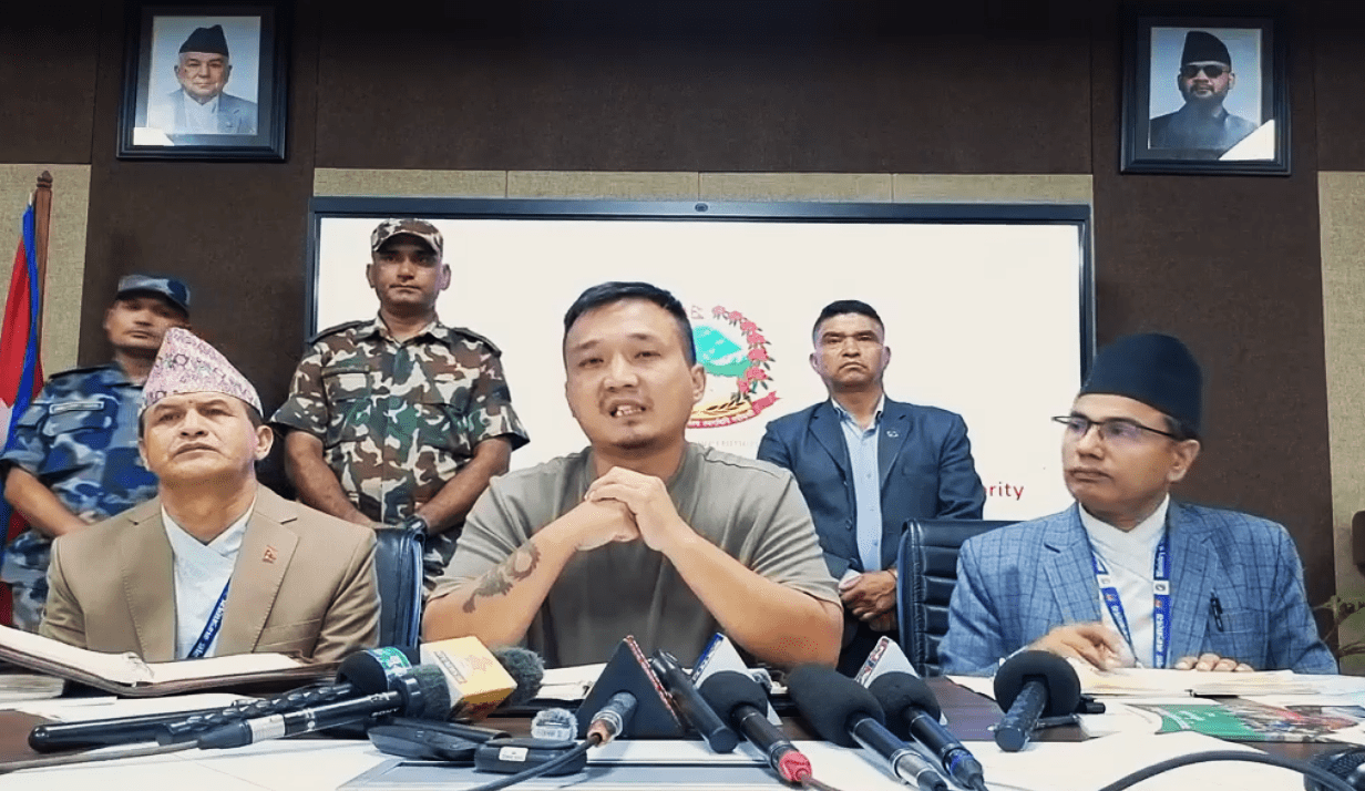 विदेशी सहयोग लिन सरकार इच्छुक छैन भन्ने कुरा गलत : गृहमन्त्री गुरुङ