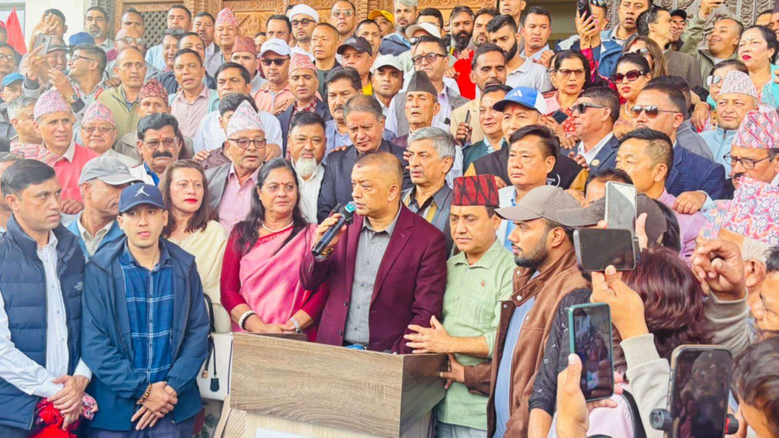 सभापतिमा निर्वाचित भएपछि गगनको प्रतिबद्धता : कांग्रेसको काम गर्ने शैली बदल्छौँ
