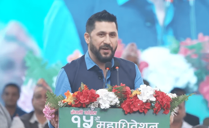 कांग्रेसमा नयाँ पुस्तालाई अघि बढाउन रविको सुझाव– ‘देउवालाई फकाउनुभन्दा छोडिदिँदा राम्रो’